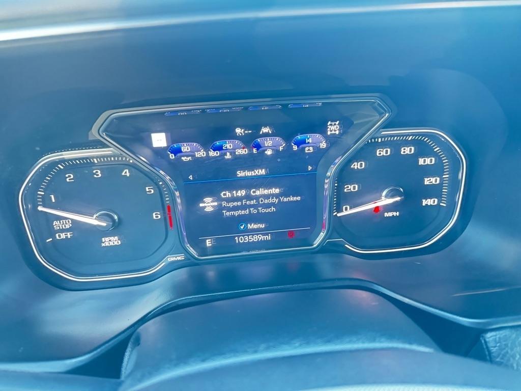 GMC Yukon Denali 4WD 2021