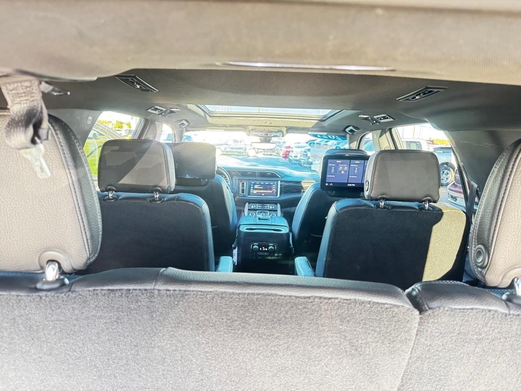 GMC Yukon Denali 4WD 2021