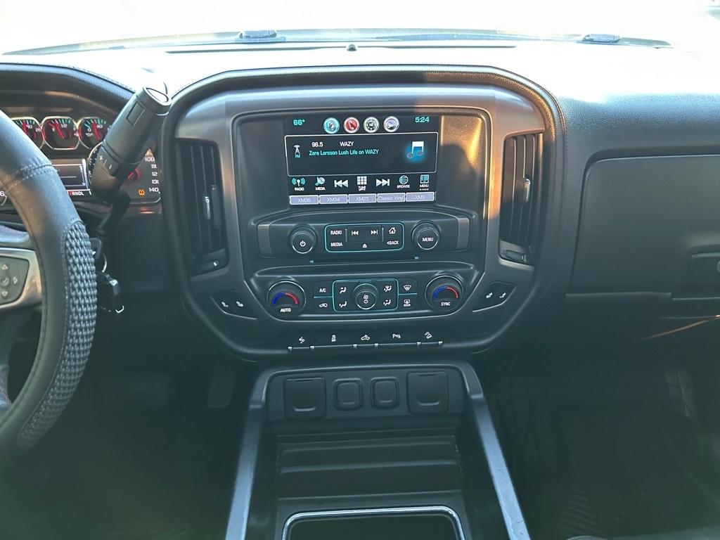 GMC Sierra 2500HD SLT Crew Cab 4WD 2017