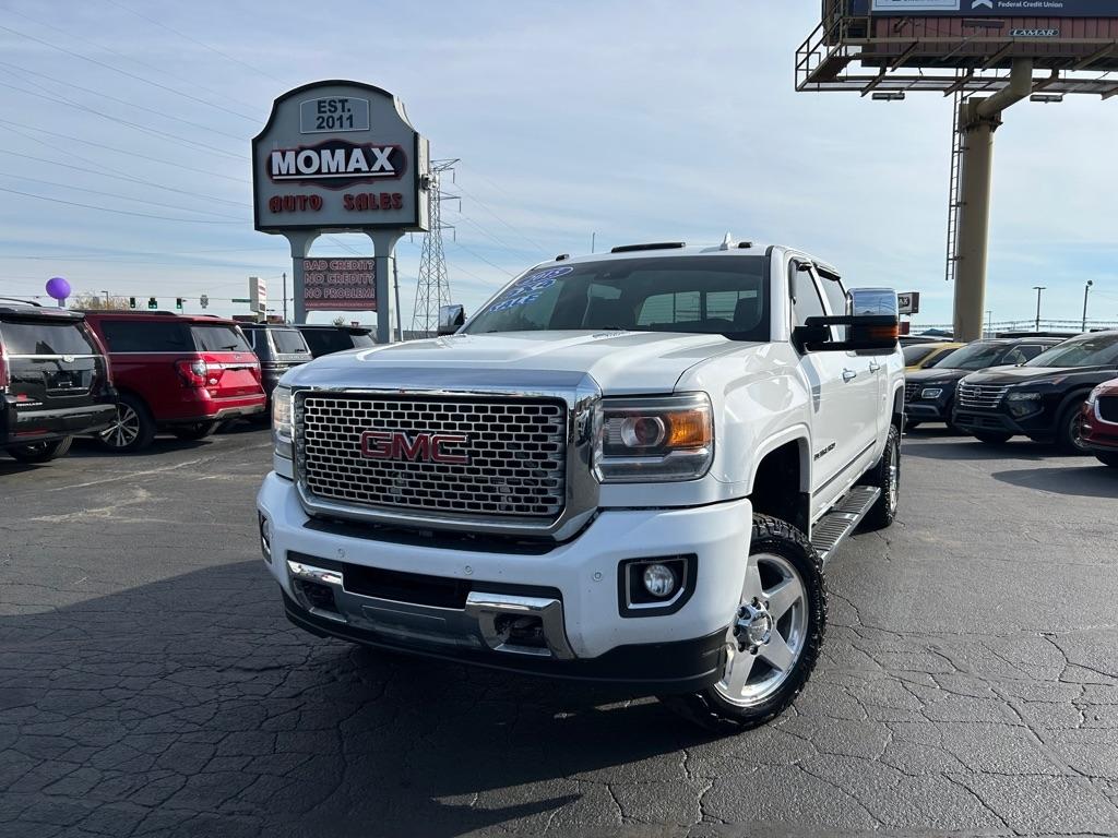 GMC Sierra 2500HD Denali Crew Cab 4WD 2015