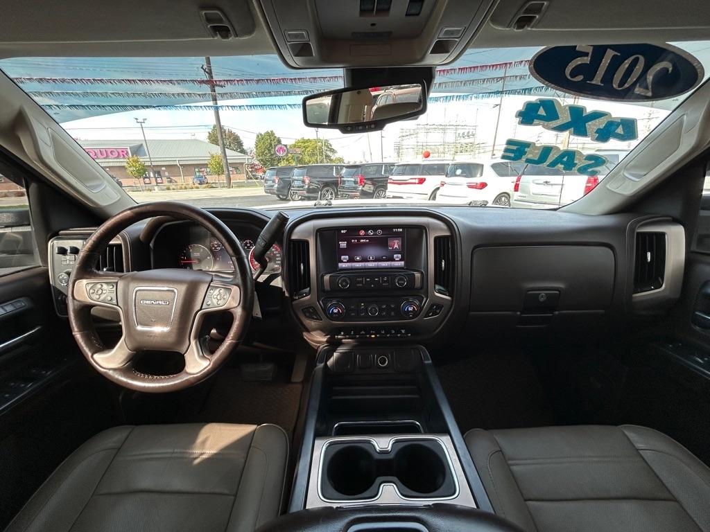 GMC Sierra 2500HD Denali Crew Cab 4WD 2015