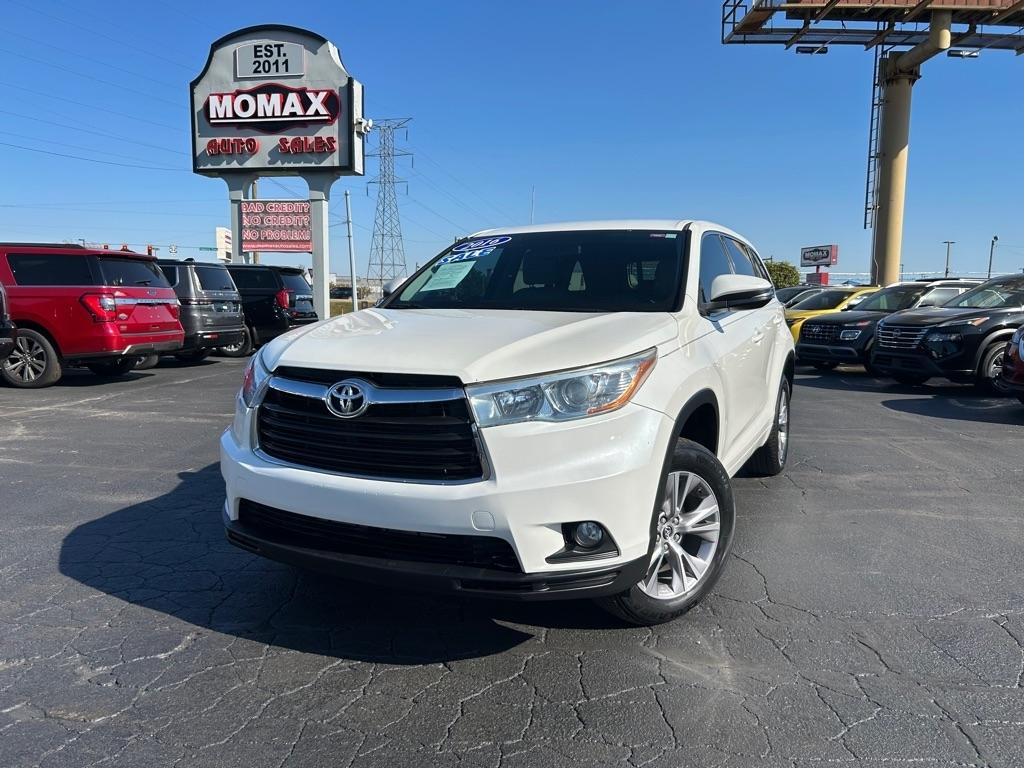 Toyota Highlander LE FWD V6 2016