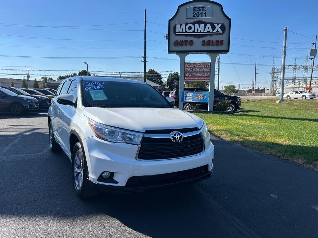 Toyota Highlander LE FWD V6 2016