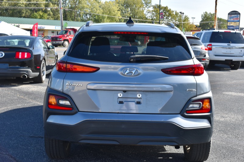 Hyundai Kona SEL w/Contrast Roof AWD 2018 Hyundai Kona SEL w/Contrast Roof AWD 2018
