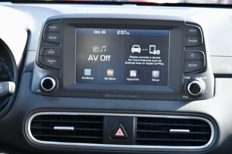 Hyundai Kona SEL w/Contrast Roof AWD 2018 Hyundai Kona SEL w/Contrast Roof AWD 2018