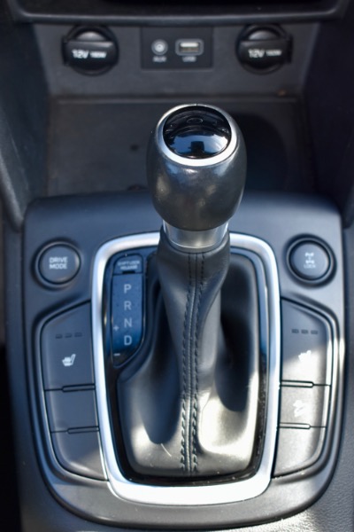 Hyundai Kona SEL w/Contrast Roof AWD 2018 Hyundai Kona SEL w/Contrast Roof AWD 2018