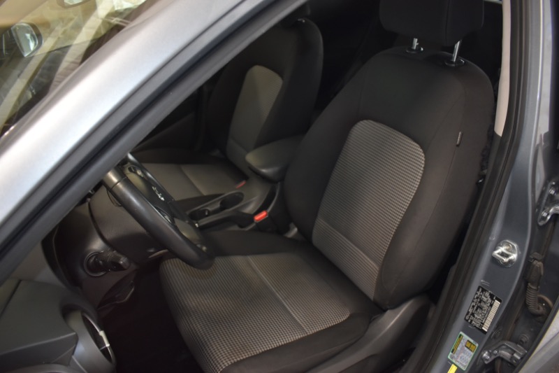 Hyundai Kona SEL w/Contrast Roof AWD 2018 Hyundai Kona SEL w/Contrast Roof AWD 2018