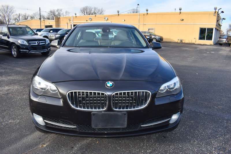 BMW 5-Series 535i xDrive 2012