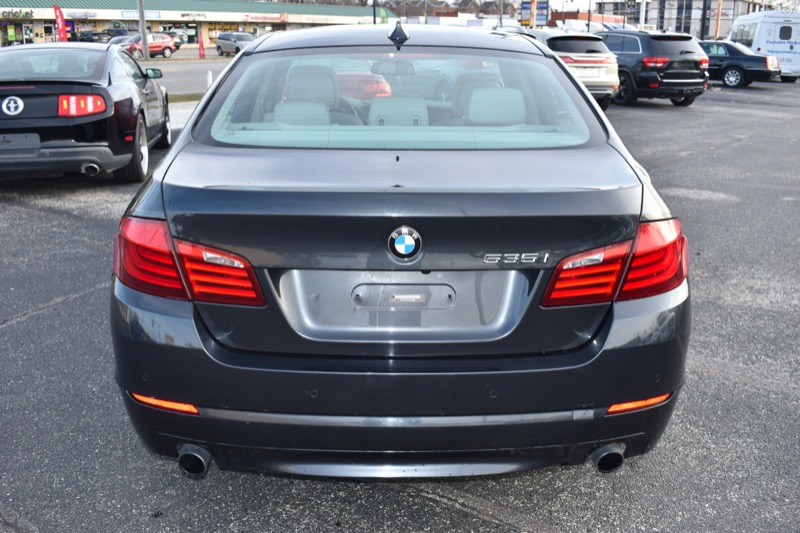 BMW 5-Series 535i xDrive 2012