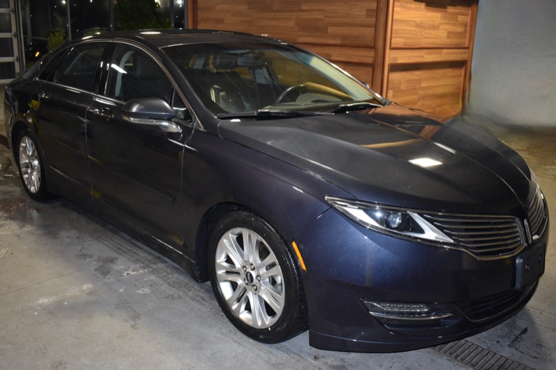Lincoln MKZ Hybrid Sedan 2014