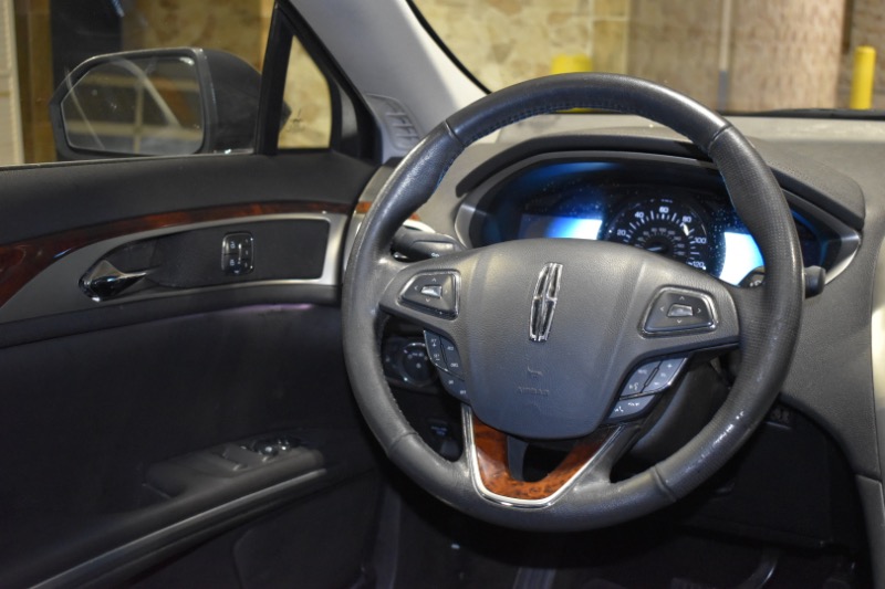 Lincoln MKZ Hybrid Sedan 2014