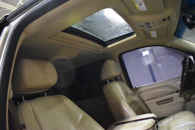 Cadillac Escalade ESV AWD Luxury 2011