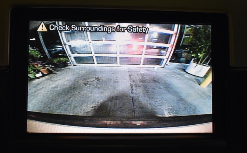 Cadillac Escalade ESV AWD Luxury 2011