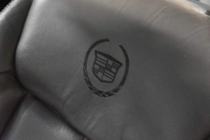 Cadillac DTS Premium w/ Navi 2011