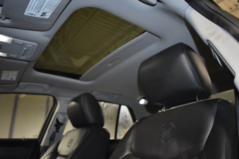 Cadillac DTS Premium w/ Navi 2011