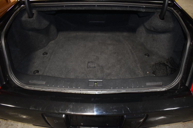 Cadillac DTS Premium w/ Navi 2011