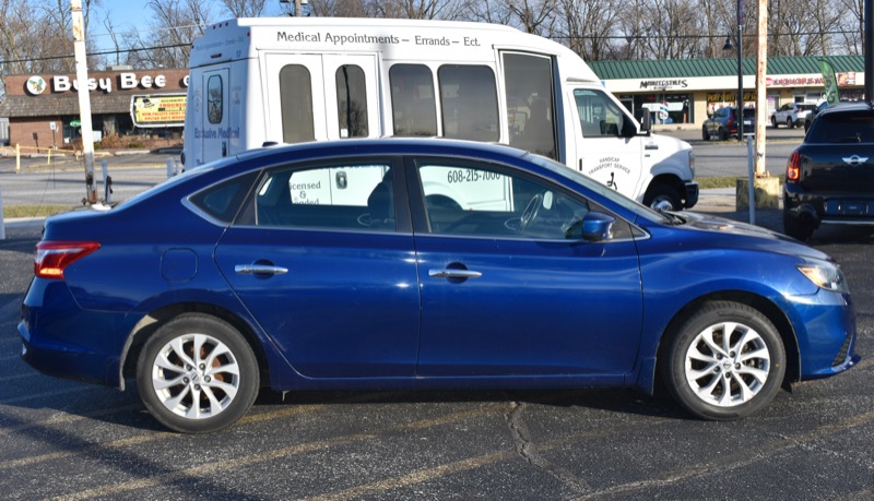 Nissan Sentra SR 4D Sedan 2018