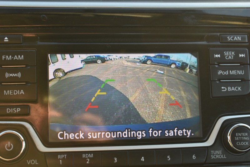 Nissan Sentra SR 4D Sedan 2018