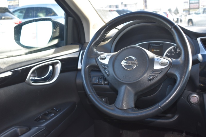 Nissan Sentra SR 4D Sedan 2018