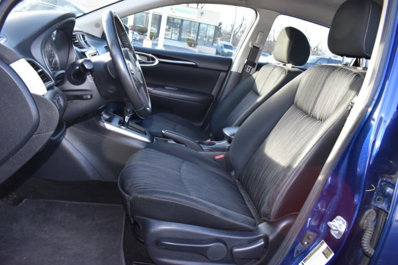 Nissan Sentra SR 4D Sedan 2018