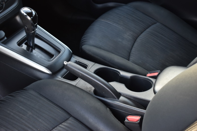 Nissan Sentra SR 4D Sedan 2018