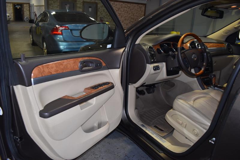 Buick Enclave Leather FWD 2012