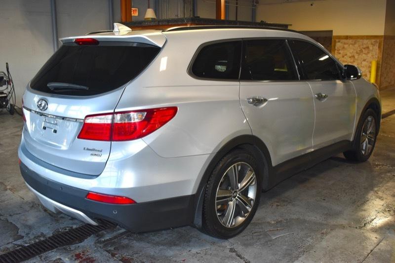 Hyundai Santa Fe Limited FWD 2015