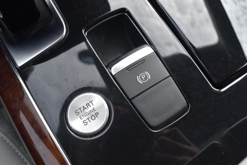 Audi A8 3.0T Sedan L quattro Tiptronic 2014