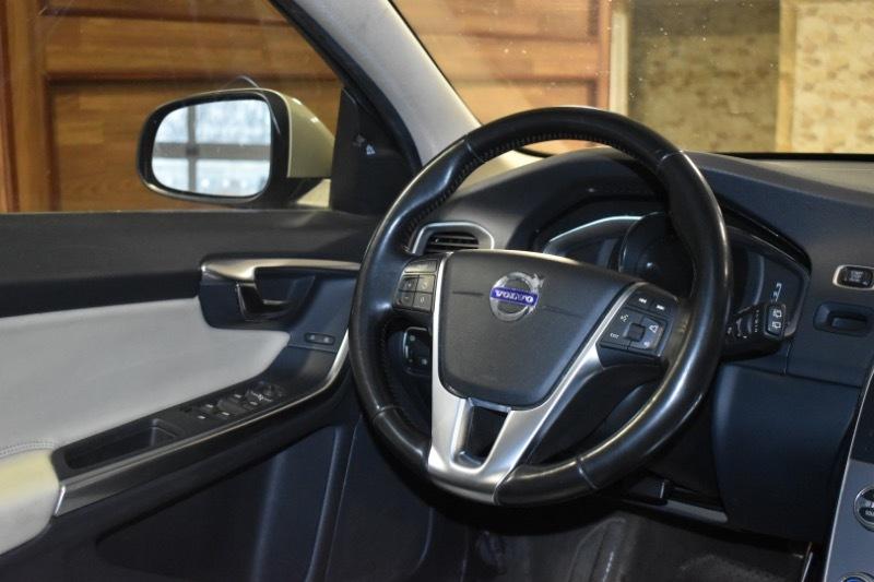 Volvo V60 T5 Premier FWD 2017