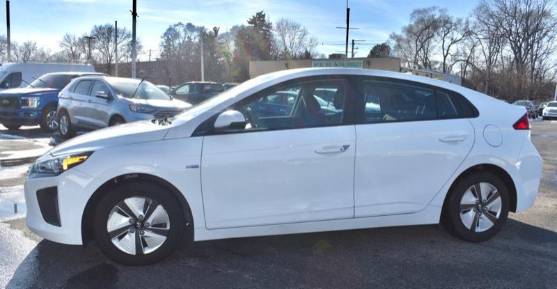 Hyundai Ioniq Hybrid Blue 2019