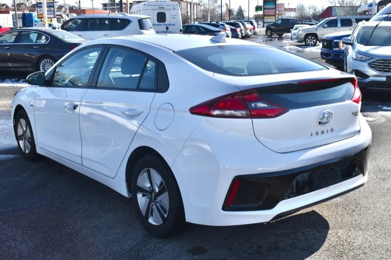 Hyundai Ioniq Hybrid Blue 2019