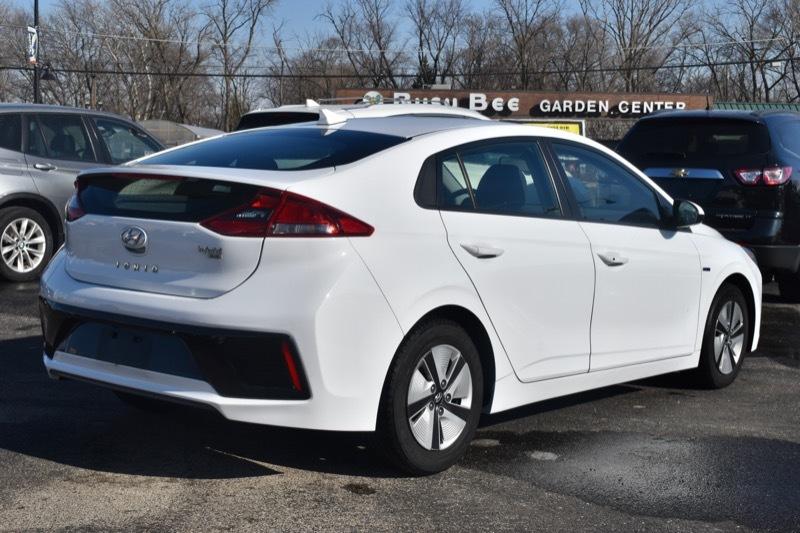 Hyundai Ioniq Hybrid Blue 2019