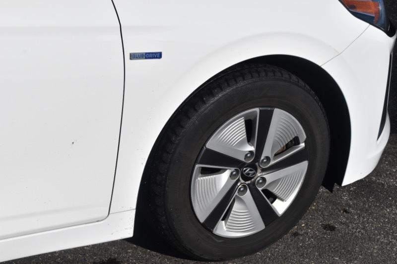 Hyundai Ioniq Hybrid Blue 2019