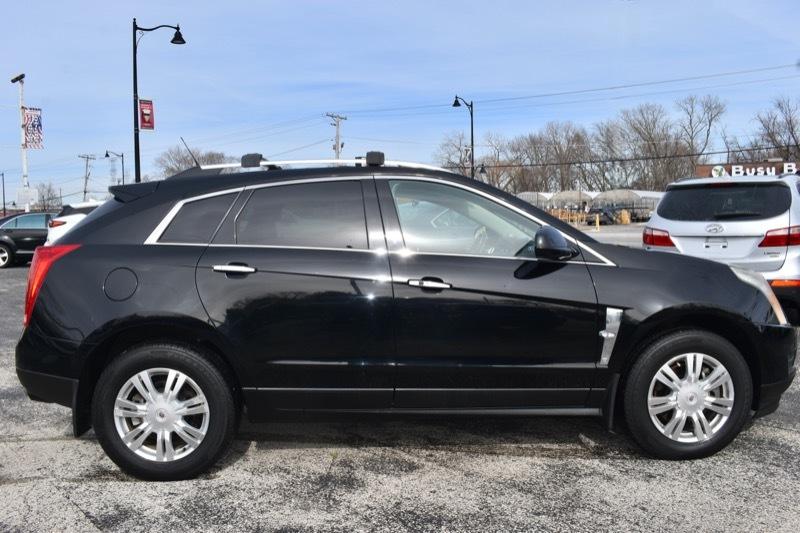 Cadillac SRX Luxury Collection 2011