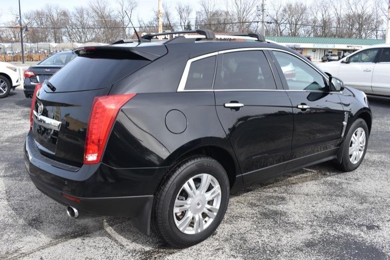 Cadillac SRX Luxury Collection 2011