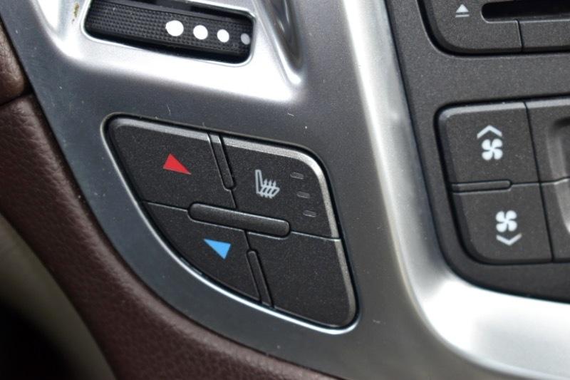 Cadillac SRX Luxury Collection 2011