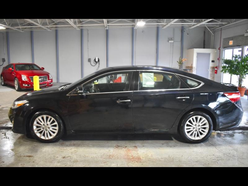 2013 Toyota Avalon Hybrid XLE Premium