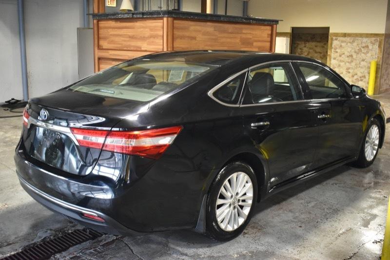 Toyota Avalon Hybrid XLE Premium 2013