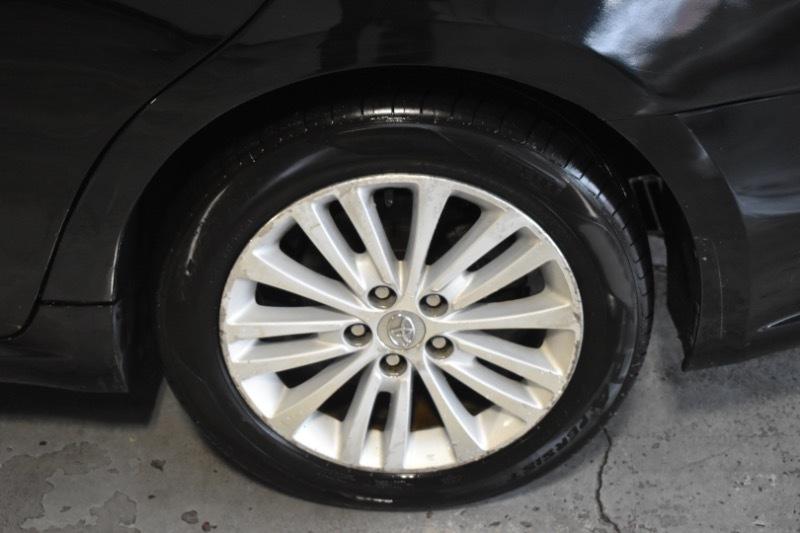 Toyota Avalon Hybrid XLE Premium 2013