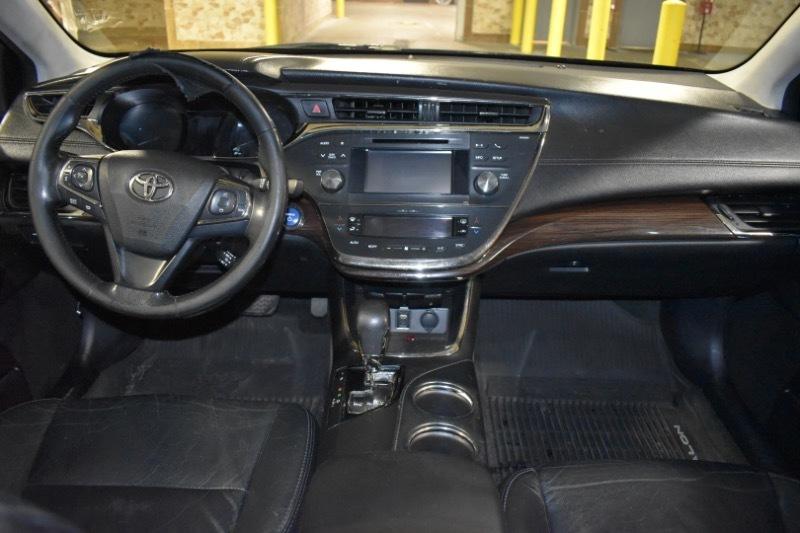 Toyota Avalon Hybrid XLE Premium 2013