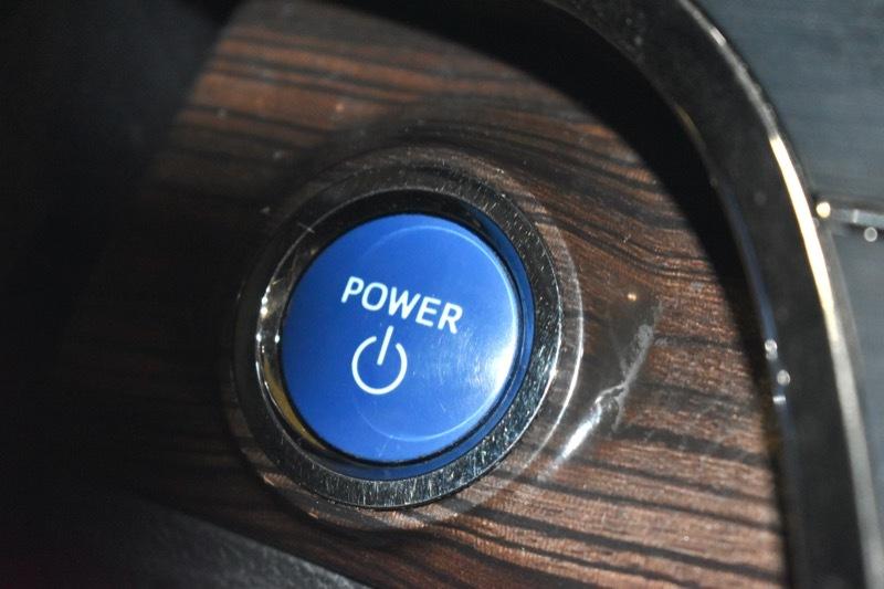 Toyota Avalon Hybrid XLE Premium 2013