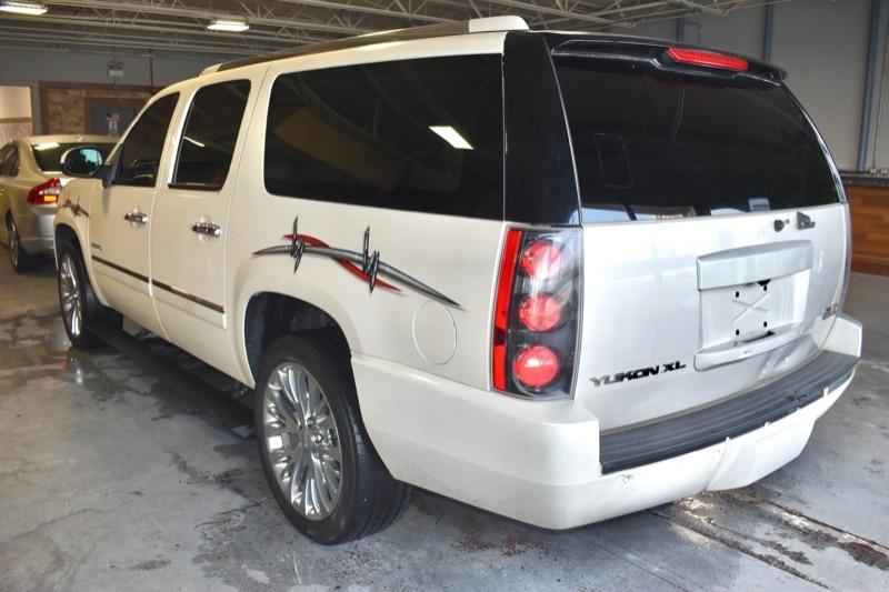 GMC Yukon Denali XL 4WD 2013