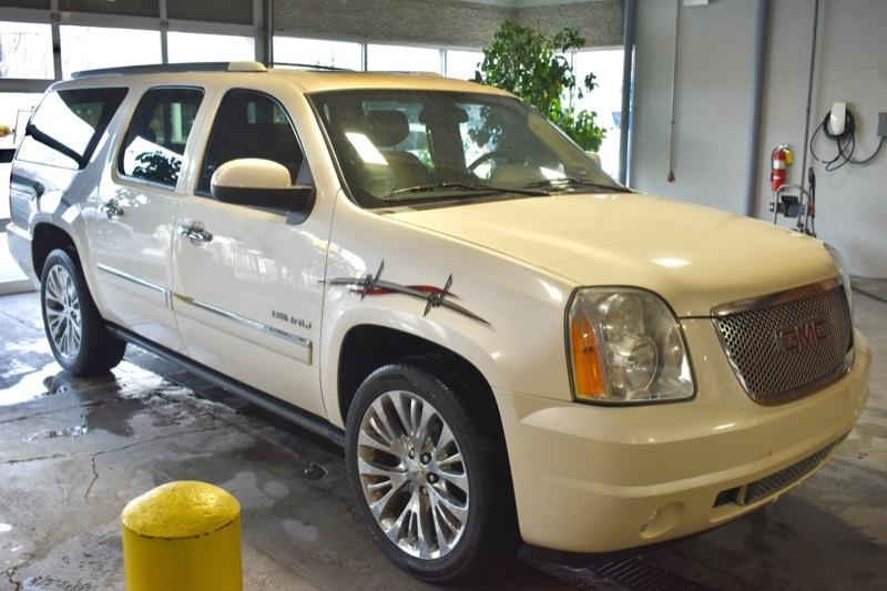 GMC Yukon Denali XL 4WD 2013