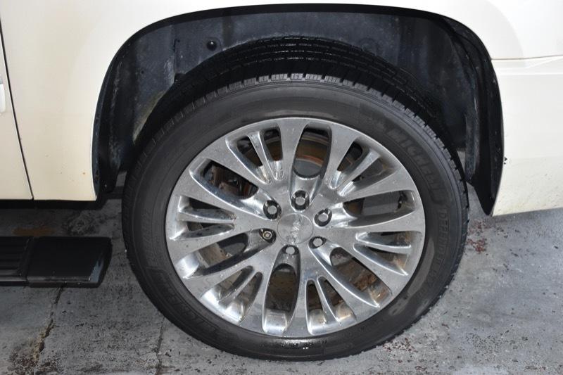 GMC Yukon Denali XL 4WD 2013