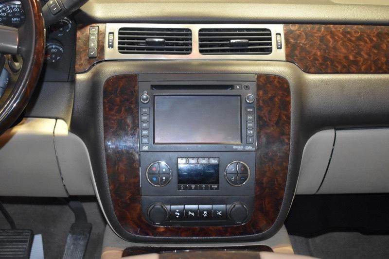 GMC Yukon Denali XL 4WD 2013