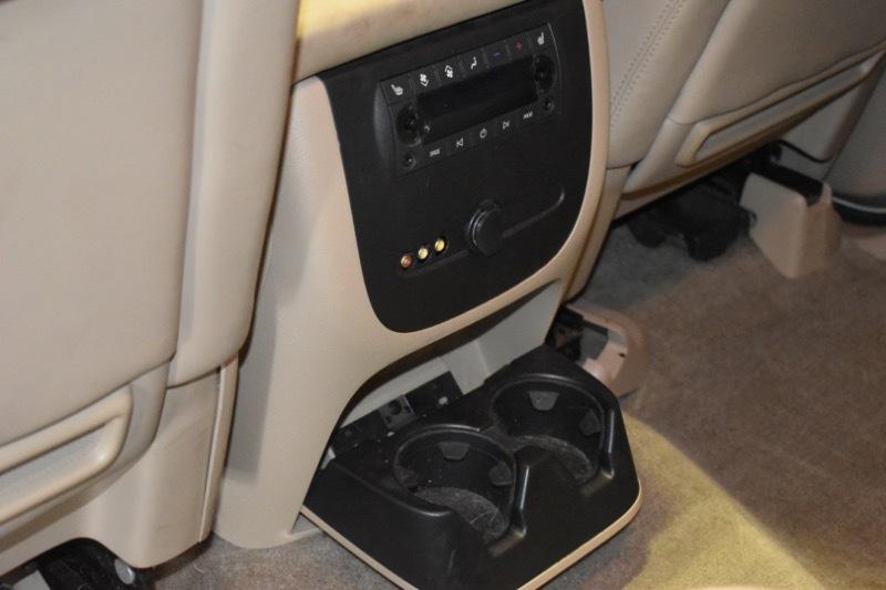 GMC Yukon Denali XL 4WD 2013