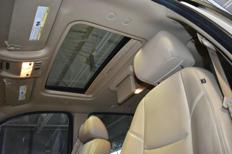 GMC Yukon Denali XL 4WD 2013