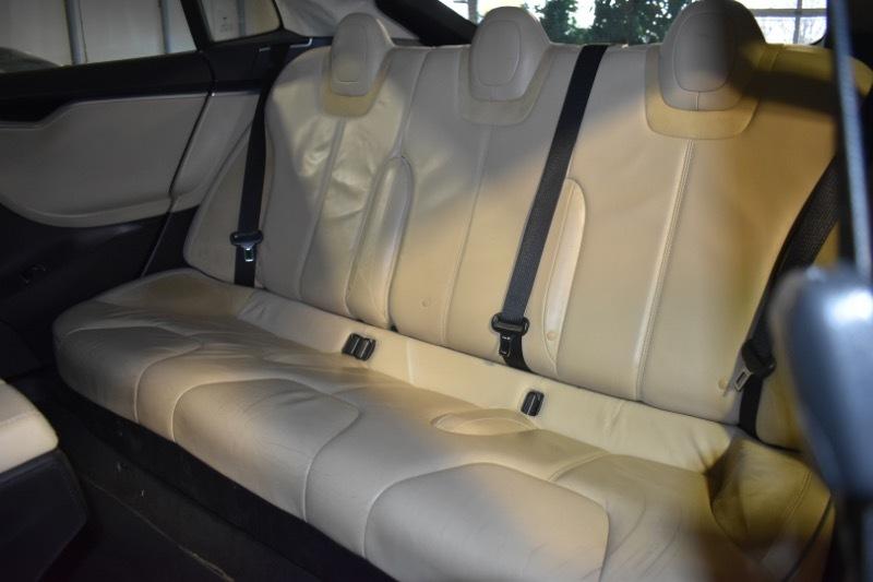 Tesla Model S Base 2013