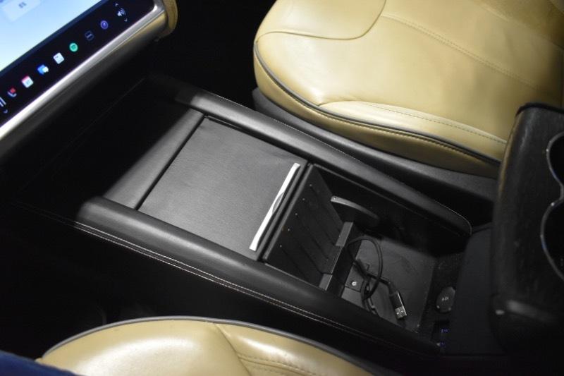 Tesla Model S Base 2013