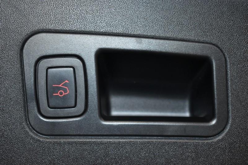 Tesla Model S Base 2013